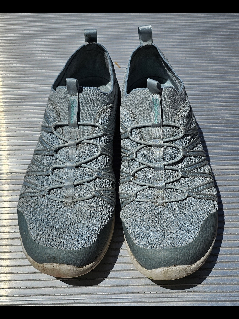 Women's Slip-On Knit Athletic Shoes in Teal Blue